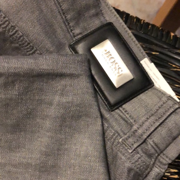 Beautiful Hugo Boss jeans for men - Picture 6 of 7